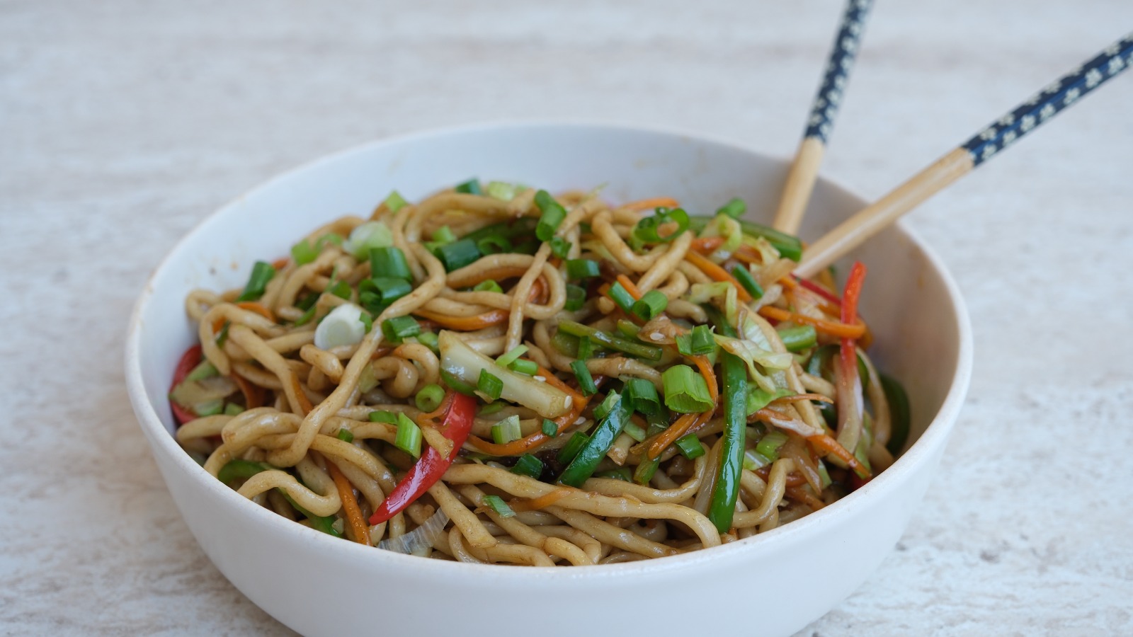 SEBZELİ NODDLE